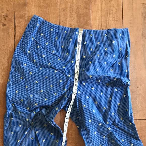 Talbots gingham Embroidered  Capri pants 10 nwot - Picture 8 of 8